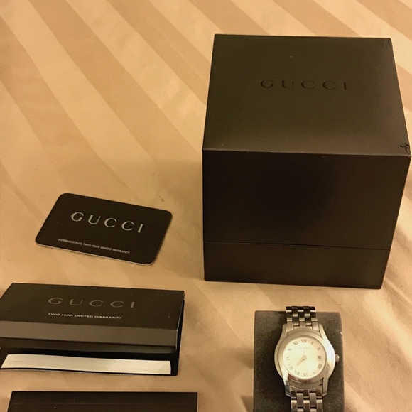 Authentic Gucci Watch 5500 series - Picture 4 of 4